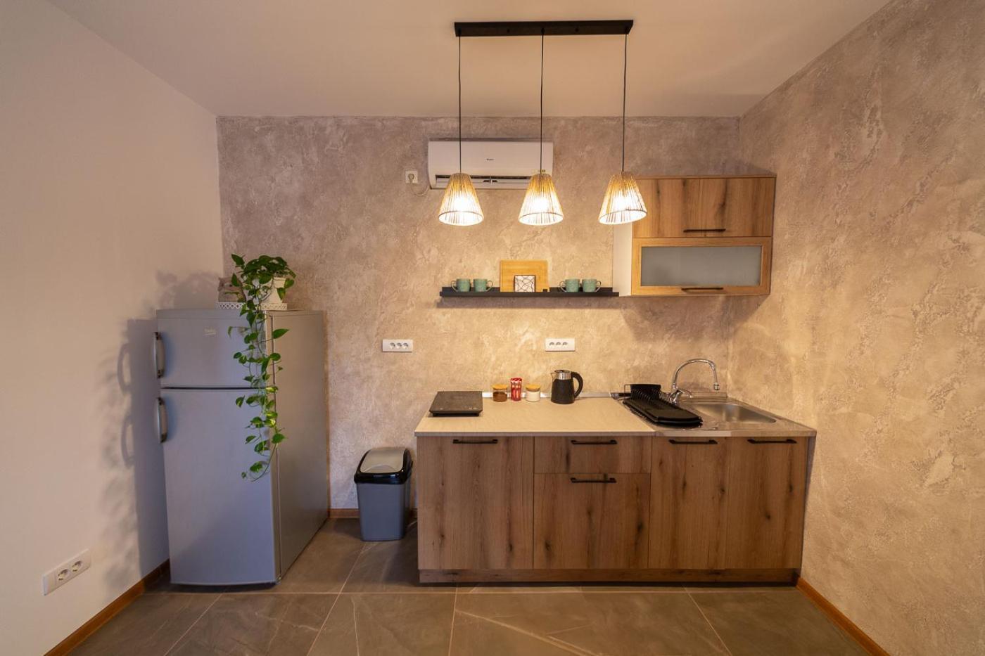 Castelomi Apartment Podgorica Exterior photo