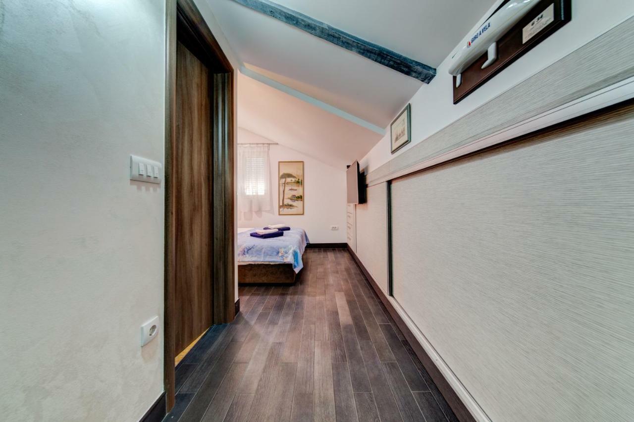 Castelomi Apartment Podgorica Exterior photo